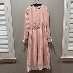 💗 NWT Zesica Elegant Pink Long Sleeve Dress – SZ S 💗